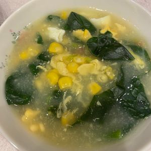 おかか昆布🍙の作ってみた!投稿(ほうれん草とコーンのかきたまとろみスープ)