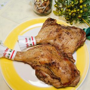 AKARI☆の作ってみた!投稿(特別な日のメイン料理に。ハーブが香るローストチキン。)
