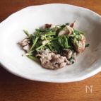 セリと豚肉のナンプラー炒め