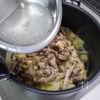 トロ旨な「牛すじカレー」（ストウブ鍋使用）の工程3