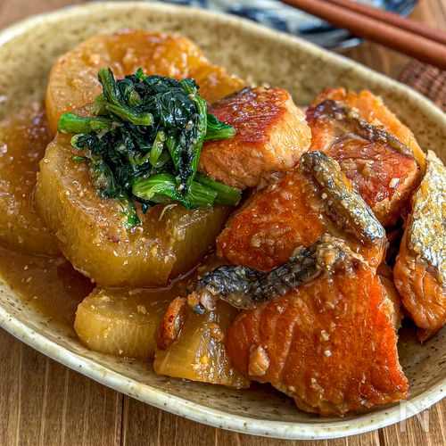味しみ最強《ぶり大根ならぬ♡鮭大根》