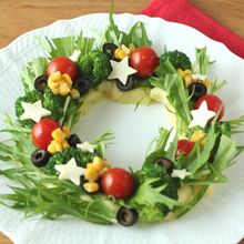 華やか！クリスマスリースサラダ