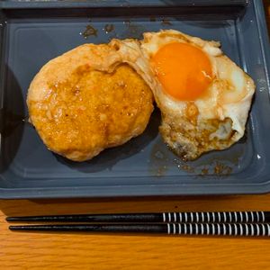 46nekoの作ってみた!投稿(【照りたま鶏バーグ】ワンパン！肉感のこしたままふんわり♡)