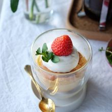 カップdeいちご生シフォン