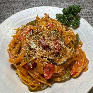 楽ラク手抜キッチン🐶🐾の作ってみた!投稿(フライパン１つで作る、優しいナポリタン)
