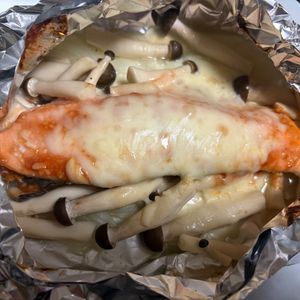 ゆっこの作ってみた!投稿(［味噌でコク旨！鮭のチーズ焼き］ホイルで簡単、ご飯に合う！)