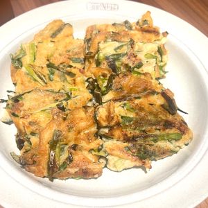 しーちゃんの作ってみた!投稿(ヘルシー！豆腐のニラチヂミ)