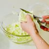 やみつき確定!【キャベツとツナわかめのチュモッパ】の下準備