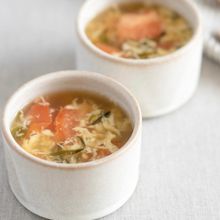 めかぶとトマトのかきたまスープ