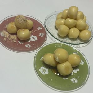 しんやの作ってみた!投稿(材料2つ！
鬼ラクなミルキーお月見団子)