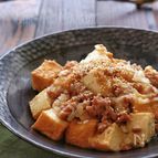 【らくレピ】レンジで簡単！新玉ねぎとひき肉と厚揚げのとろみ煮