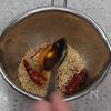 辛すぎない!特製ラー油♪の工程1
