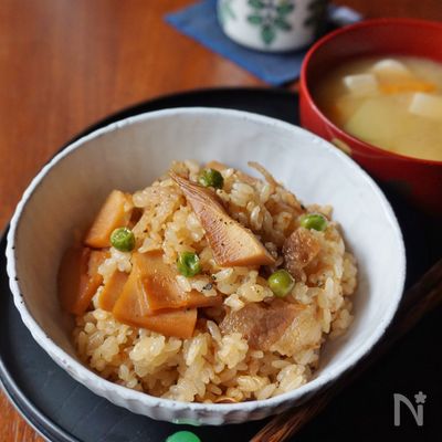 タケノコと豚バラの混ぜご飯