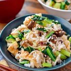 栄養満点！美味しいが詰まった♡【小松菜とお揚げのじゃこご飯】