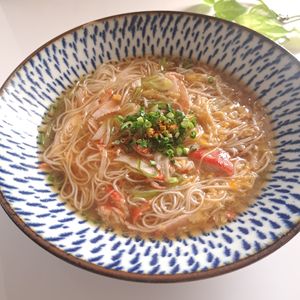 とのちゃまの作ってみた!投稿(【別ゆでなし素麺】夜食にもふわふわ卵とカニかまにゅうめん)