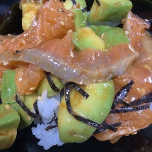 ティムルの作ってみた!投稿(お家でハワイ気分♪【アヒポキ丼】)