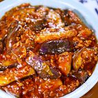 行列の中華屋さんの🍚とろとろ秋なすの麻婆茄子😋🍆