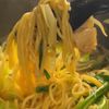 【ホルモンの脂で炒める】悶絶焼きそばの工程3