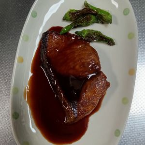 鶏皮坊主の作ってみた!投稿(【ふっくら美味！ぶりの照り焼き】お正月にも♡︎)