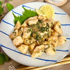 のりのり🐾🎀🤍の作ってみた!投稿(ワンパン10分！【鶏むね肉の大葉味噌炒め】ご飯すすむ♩)