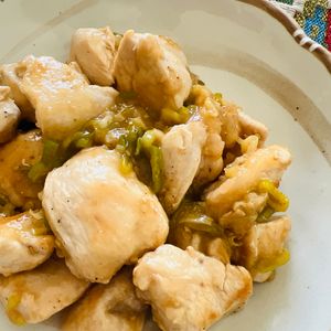 こめちゃんの作ってみた!投稿(【鶏むね肉の香味ダレ絡め】節約レシピでごはんおかわり‼︎)