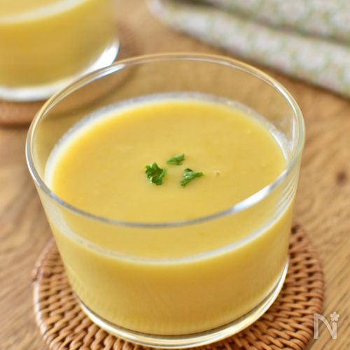 [濃厚甘い新玉ねぎのコーンポタージュ]味付けは塩こうじだけ