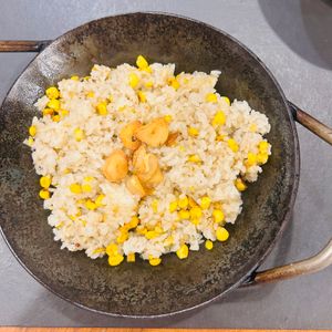tAnAkoの作ってみた!投稿(良いにおいで食欲全開♪ガーリックバターライス)