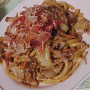 はーちゃん‪⸜‪‪‪‪🐣⸝‬の作ってみた!投稿(【香ばし焼きうどん】ソースがしっかり絡んで絶品！)