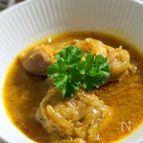 骨付き鶏もも肉のカレー風味煮