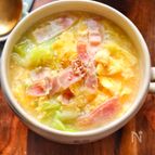 白菜とベーコンのふわ卵中華スープ