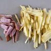 【シャキ旨】ウインナーとじゃがいもの細切りにんにく炒めの工程1