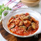 レンジで簡単！ほんのりカレー風味♪鶏肉とズッキーニのトマト煮