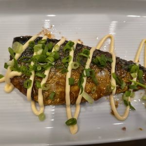 ミナの作ってみた!投稿(ご飯がすすむスピードおかず「サバの照りマヨ焼き」)