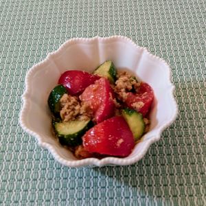𝔂𝓾𝓶𝓲🍓の作ってみた!投稿(5分で完成！【トマトときゅうりの中華風ツナサラダ】)