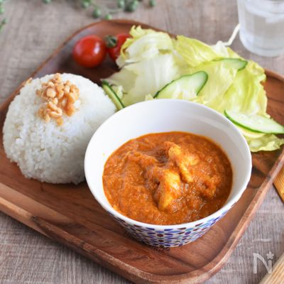 節約☆鶏むね半枚で2人分!コク旨時短バターチキンカレー♪