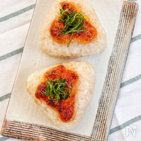 絶品 家族よろこぶ 明太マヨの焼きおにぎり By 関綾花 Ayaka T0911 レシピサイト Nadia ナディア プロの料理家のおいしいレシピ