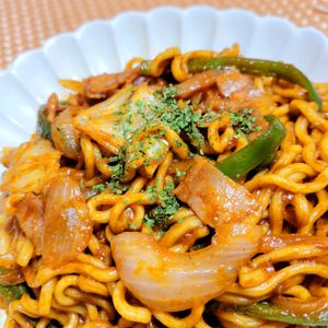 ヴェルの作ってみた!投稿(焼きそばナポリタン風)