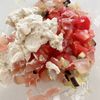 【簡単おもてなし！】クリームチーズで作るトマトのカップサラダの工程2