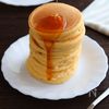 混ぜて焼くだけ!絹豆腐と米粉のふわふわパンケーキ