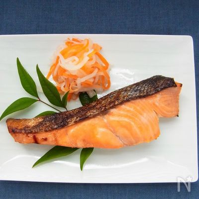 柚子香る　鮭の西京焼き