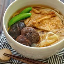 干し椎茸の旨味しみしみ！＊きつねうどん＊鰹と昆布の合わせ出汁