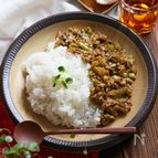 だしが決め手！なすと野沢菜の信州キーマカレー