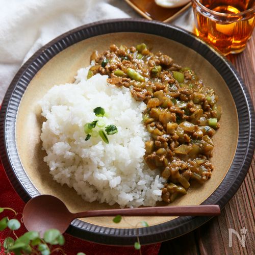 だしが決め手!なすと野沢菜の信州キーマカレー