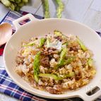 『佐賀県産アスパラガスと牛肉のガーリックバター醤油炒飯』