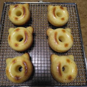 ももの作ってみた!投稿(米粉のはちみつ焼きドーナツ【砂糖不使用・油少なめ】)