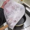 手羽中のとろ〜り甘酢炒めの下準備