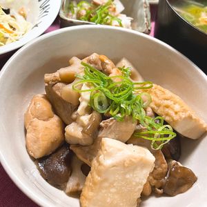 633toの作ってみた!投稿(ホッとする母の味！＊絹揚げと椎茸と蓮根と鶏もも肉の煮物＊)