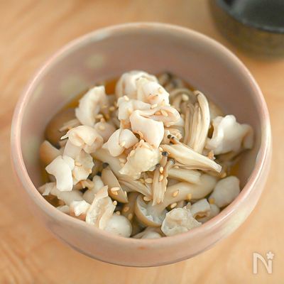 おつまみに♪鶏皮としめじのポン酢しょうゆ和え