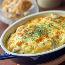 パスタの別茹でなし✨チキンとキノコの豆乳グラタン🫕