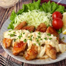 丸ごと1本すごいボリューム！ジャンボ照り焼きささみタルタル